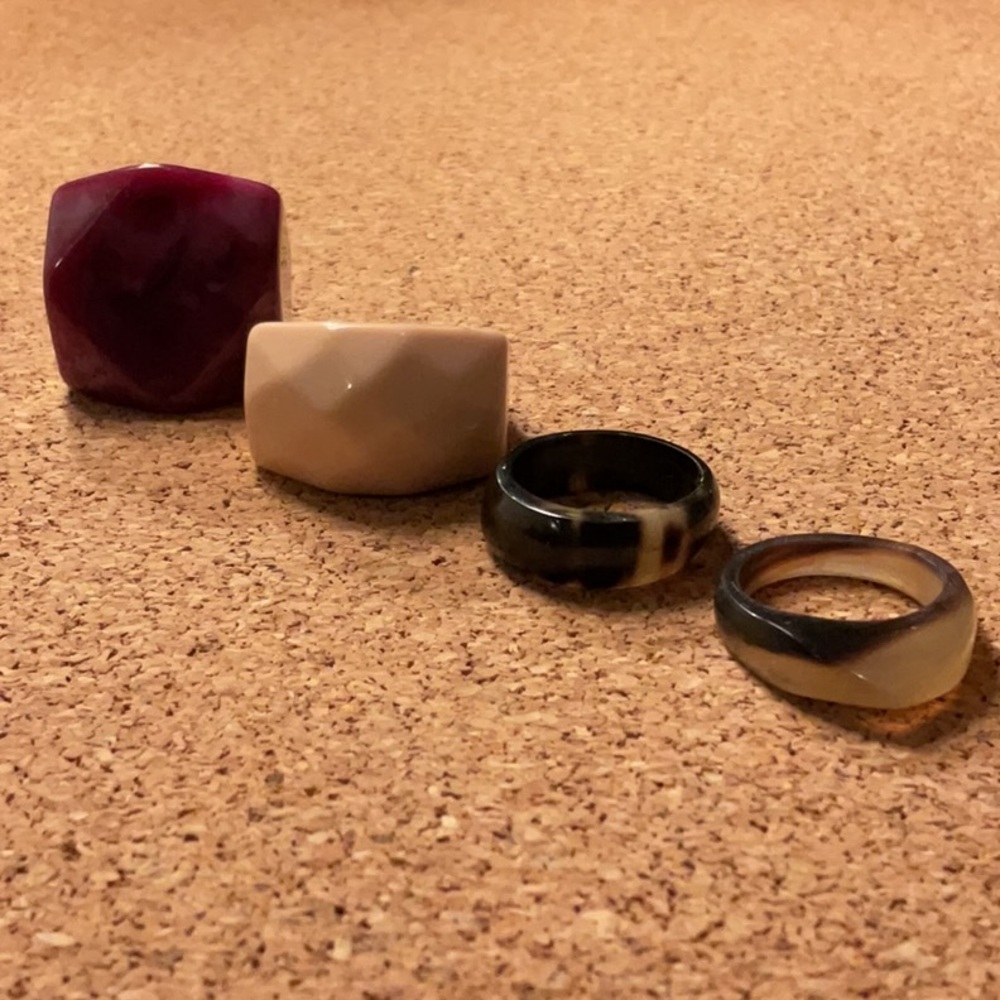 Set of Four unique color and material rings - Picture 2 of 4